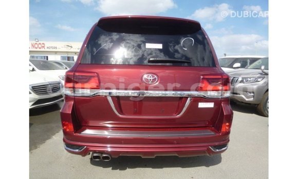 Sayi Imported Toyota Land Cruiser Red Babbar mota in Import - Dubai a Agadez Sayi Imported Toyota Land Cruiser Red Babbar mota in Import - Dubai a Agadez