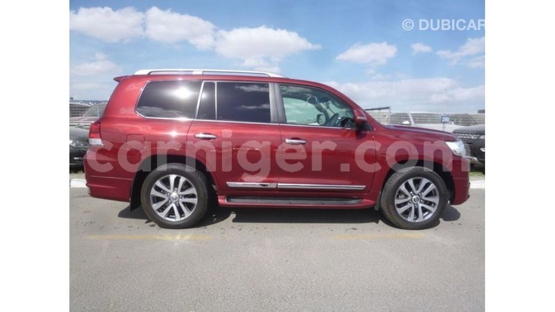 Big with watermark toyota land cruiser agadez import dubai 5935