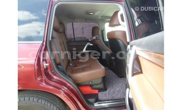 Sayi Imported Toyota Land Cruiser Red Babbar mota in Import - Dubai a Agadez Sayi Imported Toyota Land Cruiser Red Babbar mota in Import - Dubai a Agadez