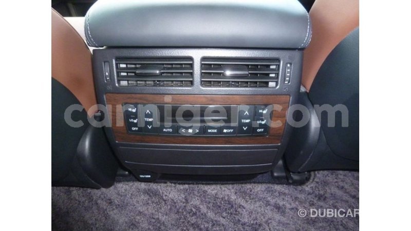 Big with watermark toyota land cruiser agadez import dubai 5935