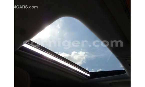 Sayi Imported Toyota Land Cruiser Red Babbar mota in Import - Dubai a Agadez Sayi Imported Toyota Land Cruiser Red Babbar mota in Import - Dubai a Agadez