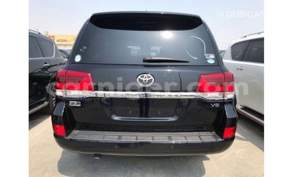 Acheter Import Utilitaire Toyota Land Cruiser Noir à Import - Dubai, Agadez Acheter Import Utilitaire Toyota Land Cruiser Noir à Import - Dubai, Agadez