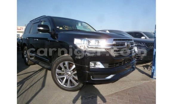 اشتري Imported Toyota Land Cruiser Black شاحنة في Import - Dubai في أغاديز اشتري Imported Toyota Land Cruiser Black شاحنة في Import - Dubai في أغاديز