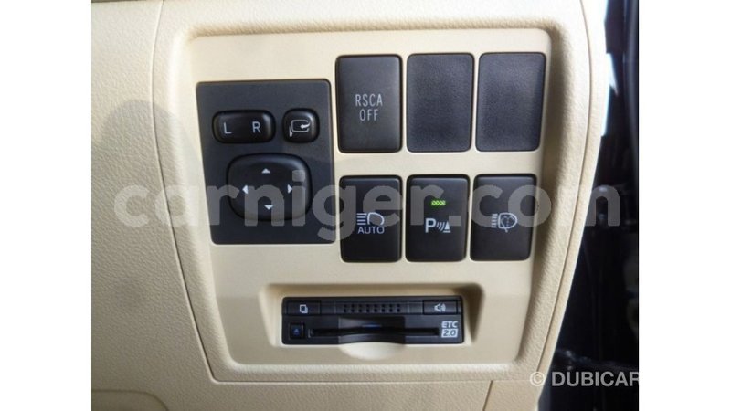 Big with watermark toyota land cruiser agadez import dubai 5940