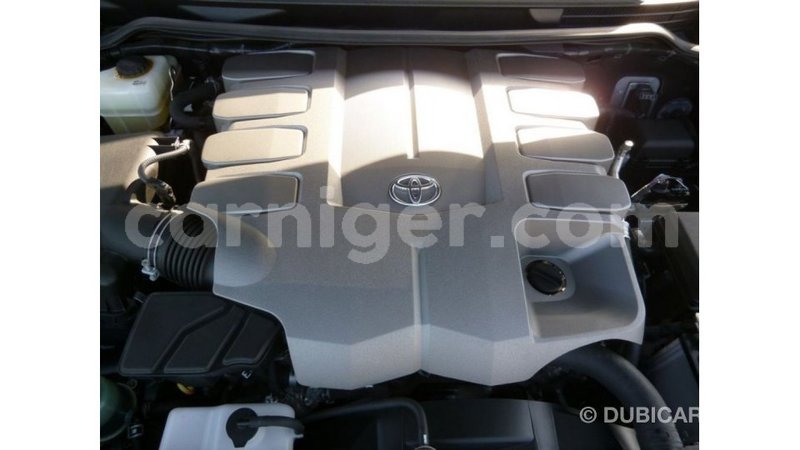 Big with watermark toyota land cruiser agadez import dubai 5940