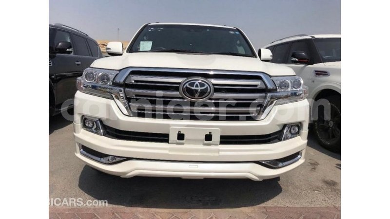 Big with watermark toyota land cruiser agadez import dubai 5943