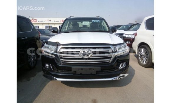 Sayi Imported Toyota Land Cruiser Black Babbar mota in Import - Dubai a Agadez Sayi Imported Toyota Land Cruiser Black Babbar mota in Import - Dubai a Agadez