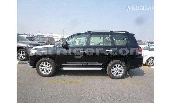 Sayi Imported Toyota Land Cruiser Black Babbar mota in Import - Dubai a Agadez Sayi Imported Toyota Land Cruiser Black Babbar mota in Import - Dubai a Agadez