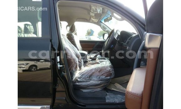 Sayi Imported Toyota Land Cruiser Black Babbar mota in Import - Dubai a Agadez Sayi Imported Toyota Land Cruiser Black Babbar mota in Import - Dubai a Agadez