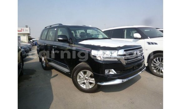 Acheter Import Utilitaire Toyota Land Cruiser Noir à Import - Dubai, Agadez Acheter Import Utilitaire Toyota Land Cruiser Noir à Import - Dubai, Agadez