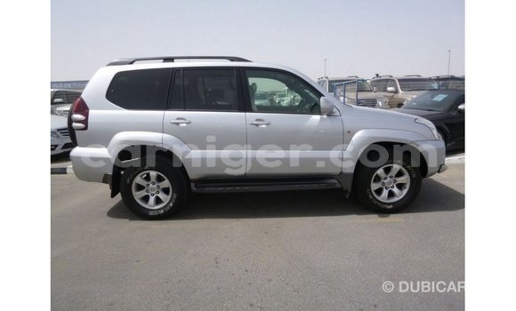Acheter Import Voiture Toyota Prado Autre à Import - Dubai, Agadez Acheter Import Voiture Toyota Prado Autre à Import - Dubai, Agadez