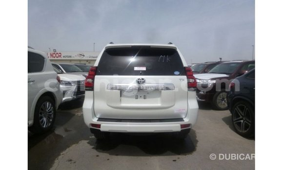 اشتري Imported Toyota Prado White سيارة في Import - Dubai في أغاديز اشتري Imported Toyota Prado White سيارة في Import - Dubai في أغاديز