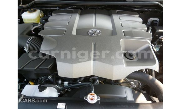 Buy Import Toyota Land Cruiser Black Truck in Import - Dubai in Agadez Buy Import Toyota Land Cruiser Black Truck in Import - Dubai in Agadez