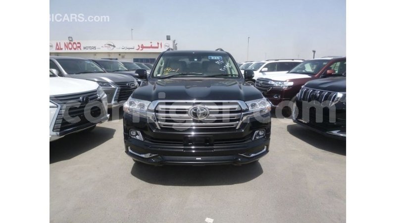 Big with watermark toyota land cruiser agadez import dubai 5956