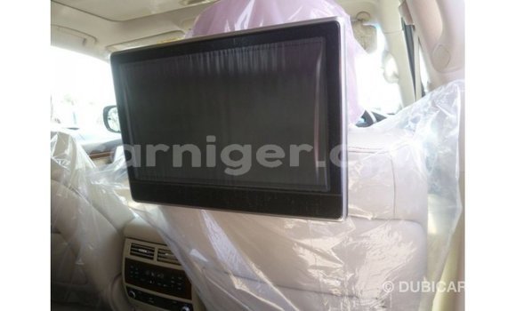 Acheter Import Utilitaire Toyota Land Cruiser Noir à Import - Dubai, Agadez Acheter Import Utilitaire Toyota Land Cruiser Noir à Import - Dubai, Agadez