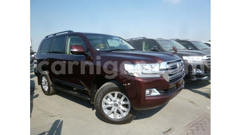 Big with watermark toyota land cruiser agadez import dubai 5957