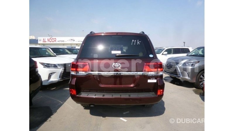 Big with watermark toyota land cruiser agadez import dubai 5957