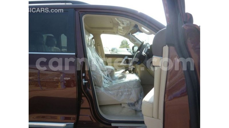 Big with watermark toyota land cruiser agadez import dubai 5957