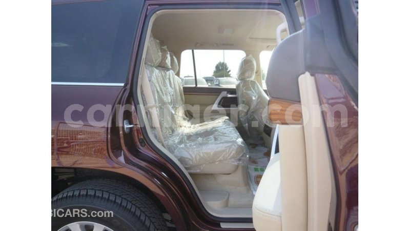 Big with watermark toyota land cruiser agadez import dubai 5957