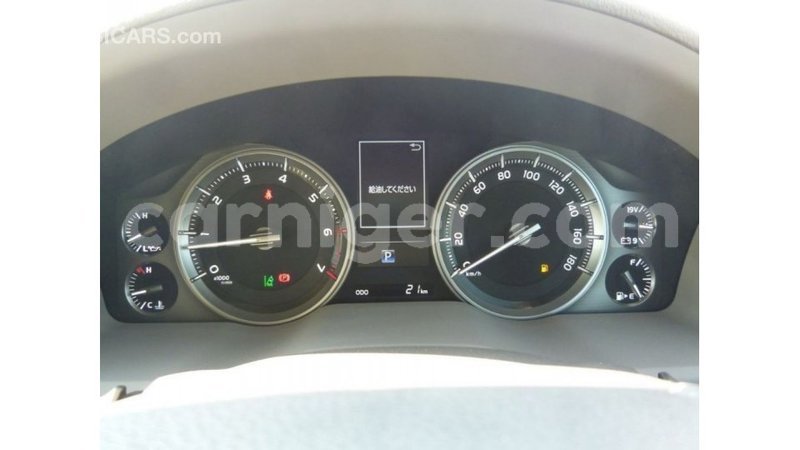 Big with watermark toyota land cruiser agadez import dubai 5958