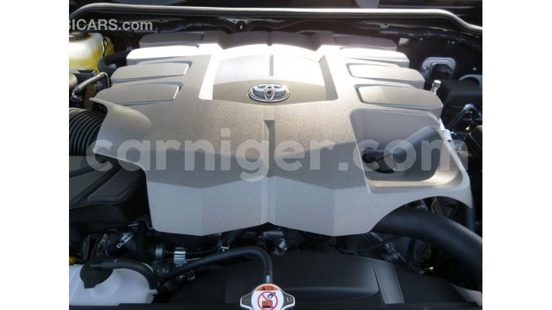 Big with watermark toyota land cruiser agadez import dubai 5958