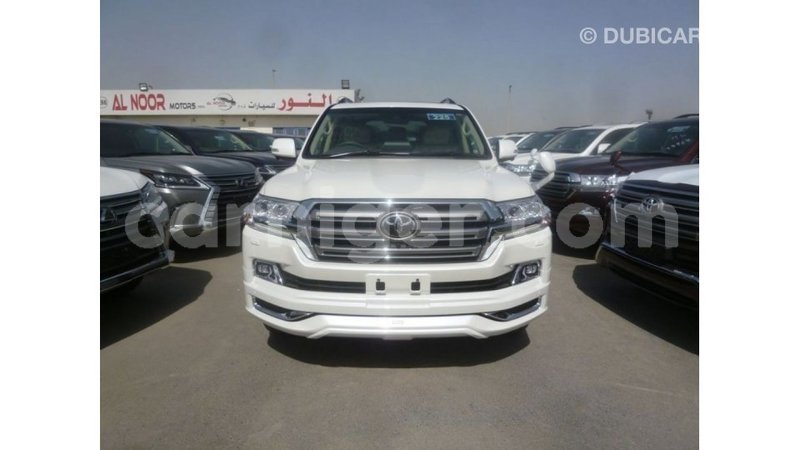 Big with watermark toyota land cruiser agadez import dubai 5959