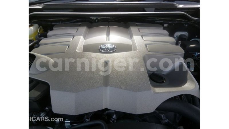 Big with watermark toyota land cruiser agadez import dubai 5959