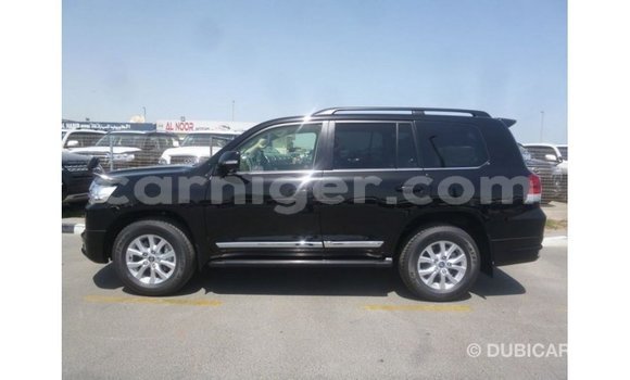 Acheter Import Utilitaire Toyota Land Cruiser Noir à Import - Dubai, Agadez Acheter Import Utilitaire Toyota Land Cruiser Noir à Import - Dubai, Agadez
