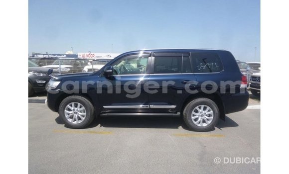 Sayi Imported Toyota Land Cruiser Blue Babbar mota in Import - Dubai a Agadez Sayi Imported Toyota Land Cruiser Blue Babbar mota in Import - Dubai a Agadez