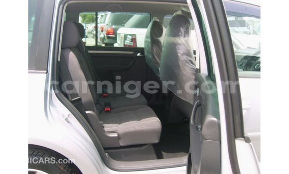 Buy Import Volkswagen Touran Other Car in Import - Dubai in Agadez Buy Import Volkswagen Touran Other Car in Import - Dubai in Agadez