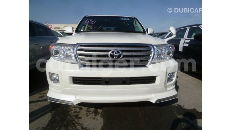 Big with watermark toyota land cruiser agadez import dubai 5968