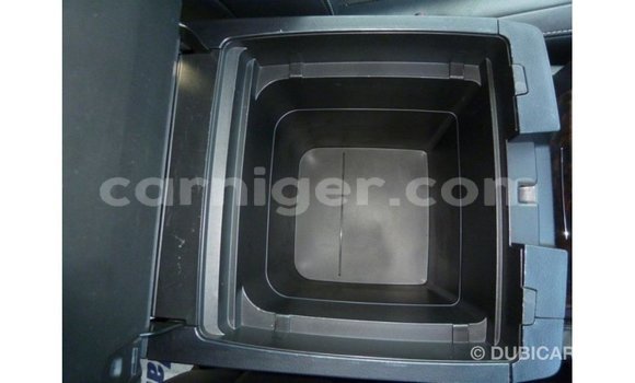 اشتري Imported Toyota Land Cruiser White شاحنة في Import - Dubai في أغاديز اشتري Imported Toyota Land Cruiser White شاحنة في Import - Dubai في أغاديز