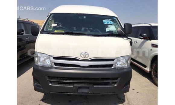 اشتري Imported Toyota Hiace White سيارة في Import - Dubai في أغاديز اشتري Imported Toyota Hiace White سيارة في Import - Dubai في أغاديز