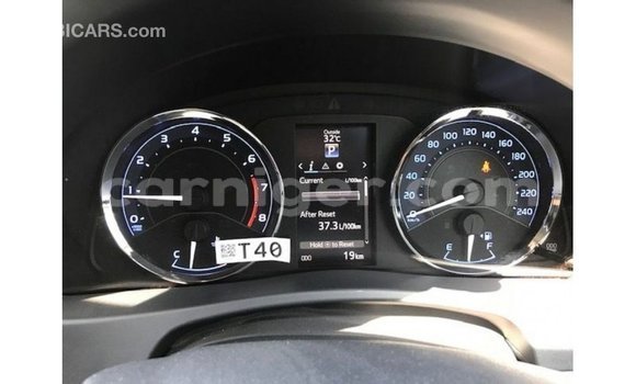 Sayi Imported Toyota Corolla White Mota in Import - Dubai a Agadez Sayi Imported Toyota Corolla White Mota in Import - Dubai a Agadez