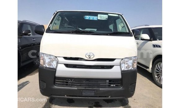 اشتري Imported Toyota Hiace White سيارة في Import - Dubai في أغاديز اشتري Imported Toyota Hiace White سيارة في Import - Dubai في أغاديز