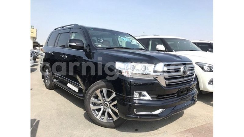 Big with watermark toyota land cruiser agadez import dubai 5973