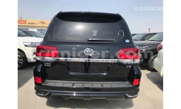 اشتري Imported Toyota Land Cruiser Black شاحنة في Import - Dubai في أغاديز اشتري Imported Toyota Land Cruiser Black شاحنة في Import - Dubai في أغاديز