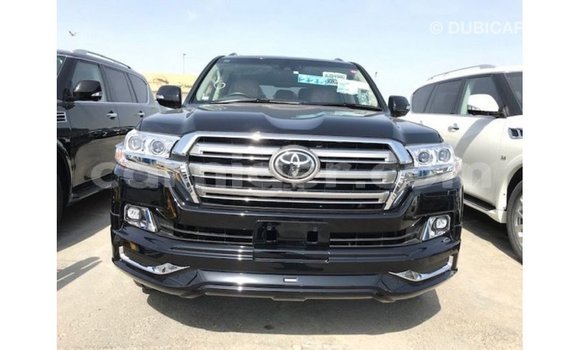 اشتري Imported Toyota Land Cruiser Black شاحنة في Import - Dubai في أغاديز اشتري Imported Toyota Land Cruiser Black شاحنة في Import - Dubai في أغاديز