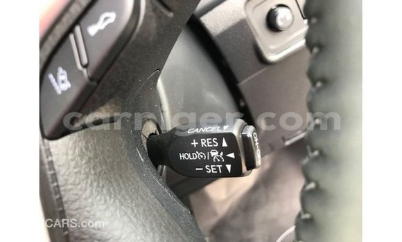 اشتري Imported Toyota Prado White سيارة في Import - Dubai في أغاديز اشتري Imported Toyota Prado White سيارة في Import - Dubai في أغاديز