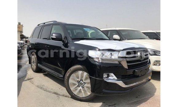Sayi Imported Toyota Land Cruiser Black Babbar mota in Import - Dubai a Agadez Sayi Imported Toyota Land Cruiser Black Babbar mota in Import - Dubai a Agadez