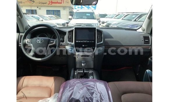 Sayi Imported Toyota Land Cruiser Black Babbar mota in Import - Dubai a Agadez Sayi Imported Toyota Land Cruiser Black Babbar mota in Import - Dubai a Agadez