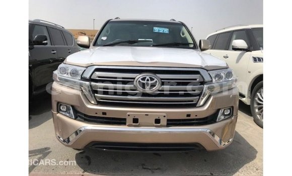 Sayi Imported Toyota Land Cruiser Other Babbar mota in Import - Dubai a Agadez Sayi Imported Toyota Land Cruiser Other Babbar mota in Import - Dubai a Agadez