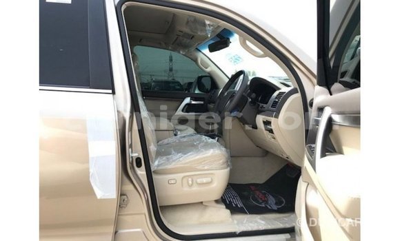 Sayi Imported Toyota Land Cruiser Other Babbar mota in Import - Dubai a Agadez Sayi Imported Toyota Land Cruiser Other Babbar mota in Import - Dubai a Agadez