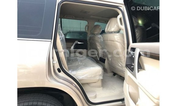 Sayi Imported Toyota Land Cruiser Other Babbar mota in Import - Dubai a Agadez Sayi Imported Toyota Land Cruiser Other Babbar mota in Import - Dubai a Agadez