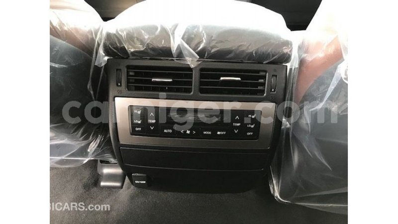 Big with watermark toyota land cruiser agadez import dubai 5979