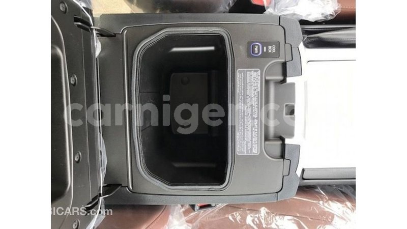 Big with watermark toyota land cruiser agadez import dubai 5979