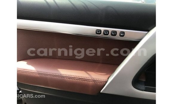 اشتري Imported Toyota Land Cruiser Black شاحنة في Import - Dubai في أغاديز اشتري Imported Toyota Land Cruiser Black شاحنة في Import - Dubai في أغاديز