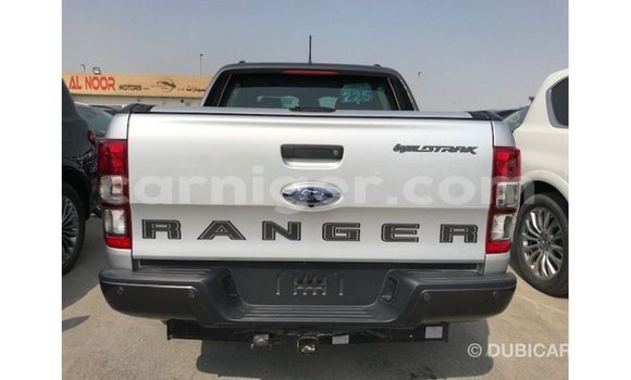 Acheter Import Voiture Ford Ranger Autre à Import - Dubai, Agadez Acheter Import Voiture Ford Ranger Autre à Import - Dubai, Agadez