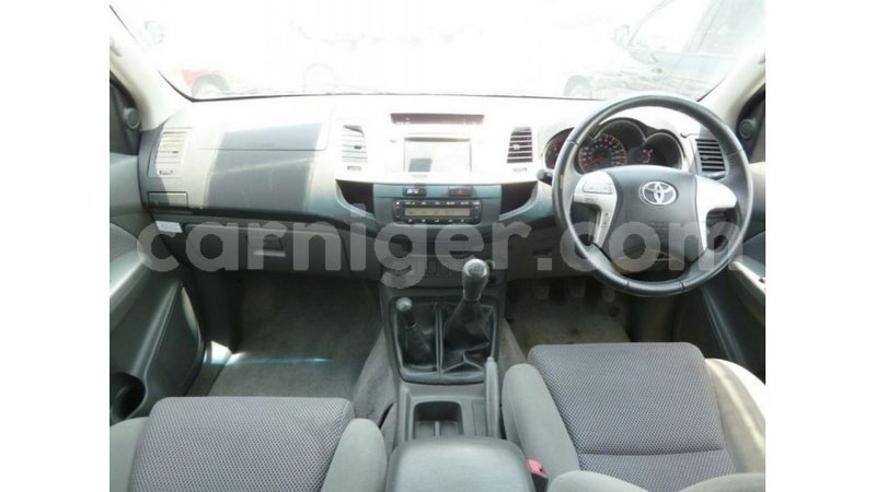 Big with watermark toyota hilux agadez import dubai 5984