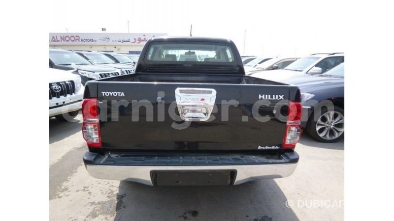 Big with watermark toyota hilux agadez import dubai 5984